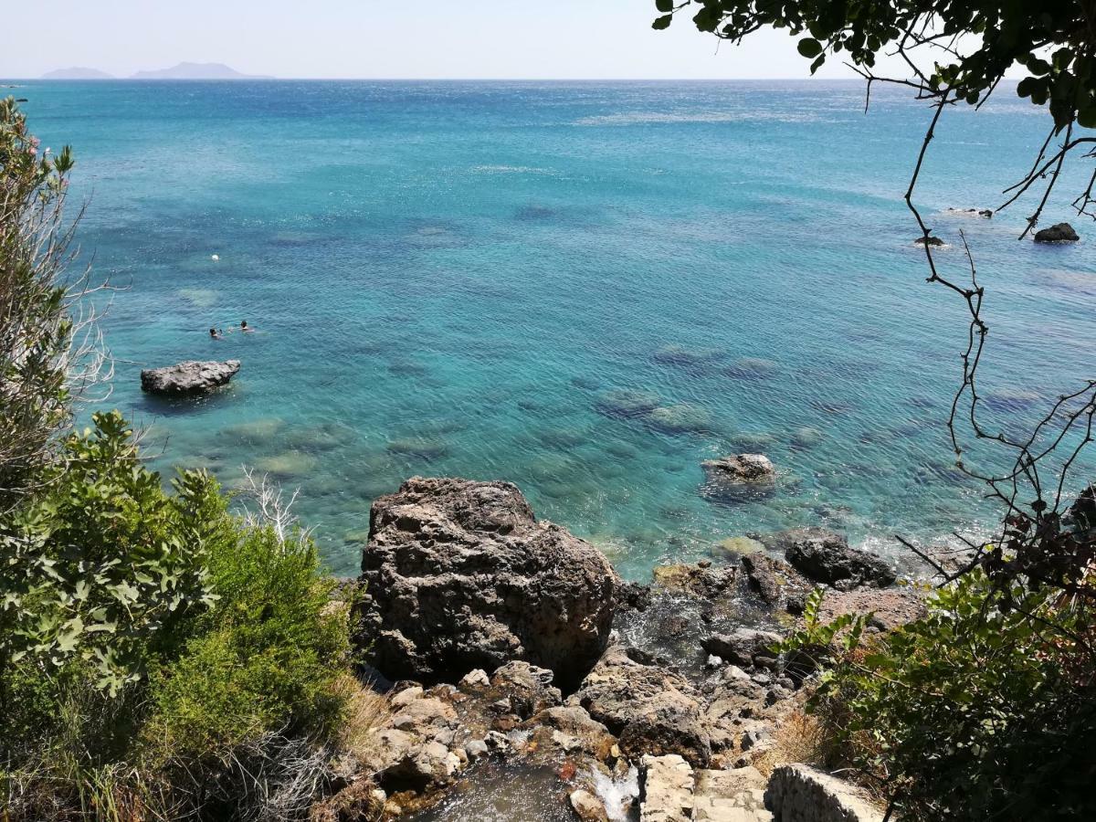 Villa Olga Agalianos Buitenkant foto